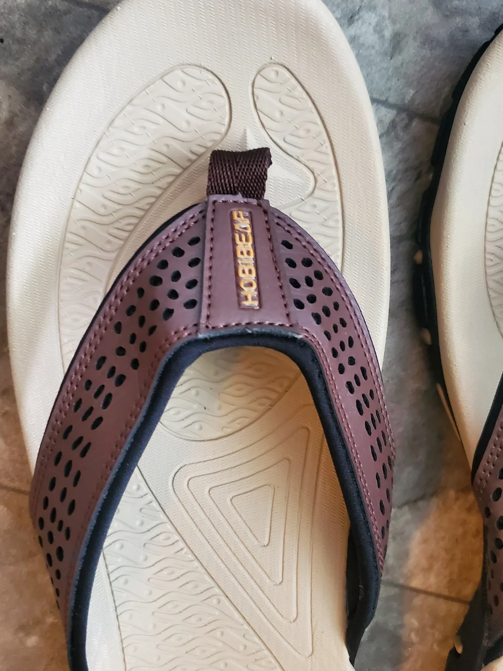 Hobibear Perforated Thong Comfort Strap Flip-Flop Sandals Size 41